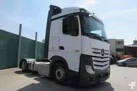 Vrachtwagen 0 Mercedes-Benz 1840 4x2 LL - Lowliner 2 x Tank - Nr.: 439 (4)