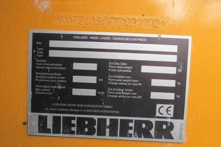 Liebherr L 586 
