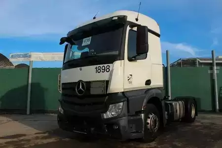 Camion 0 Mercedes-Benz 1840 (1)