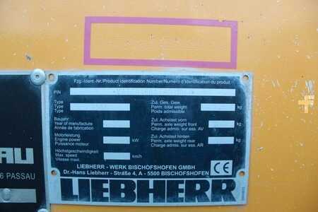 Liebherr L 566