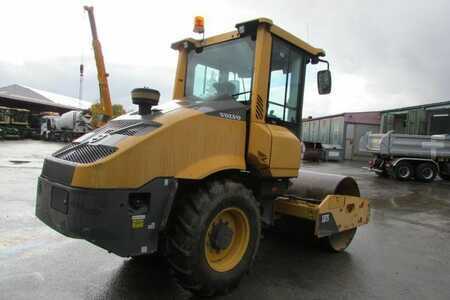 Komprimator 2014 Volvo SD75 (4)