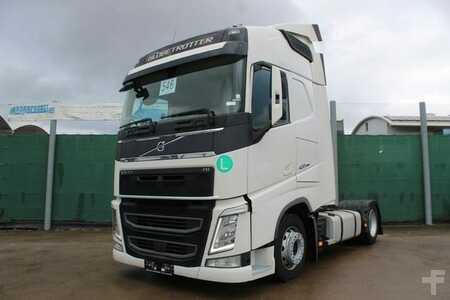 Lastkraftwagen 0 Volvo FH 420 (1)