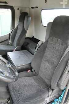 Camion
 0 Mercedes-Benz 2748 (9)
