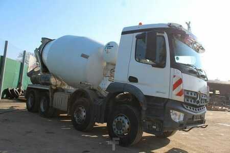 Camion malaxeur  0 Mercedes-Benz 3240 - AP Achsen Nr.: 742 (4)
