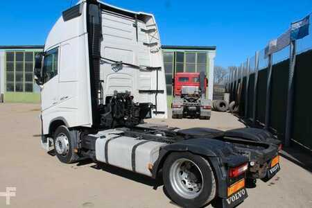 Lastkraftwagen 0 Volvo FH 460 (6)