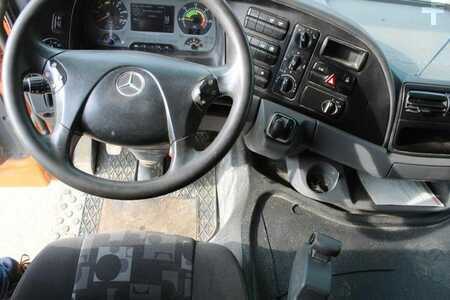 Vrachtwagen 0 Mercedes-Benz Axor 4144 (11)