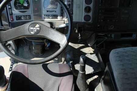 Kamion 1995 MAN 26.293 (13)