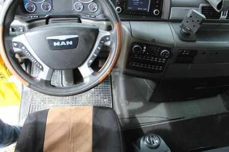 Truck 0 MAN TGX 18.480 (11)