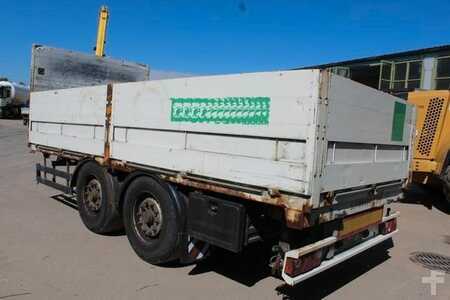 Trailer 0 Schwarzmüller Baustoff - Zentralachs 5,60 m - Nr.: 388 (6)