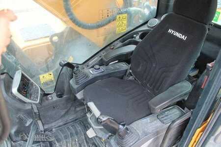 Koparki gąsienicowe 2017 Hyundai HX480 L (10)
