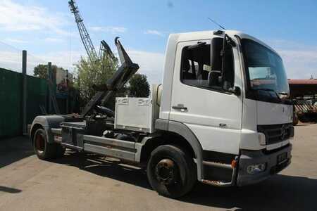 Truck 0 Mercedes-Benz 1218 BB (4)