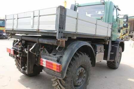 Truck 0 Mercedes-Benz UNIMOG U500 (5)