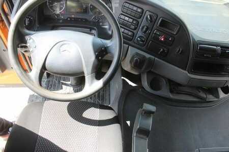 Truck 0 Mercedes-Benz 2646 (14)