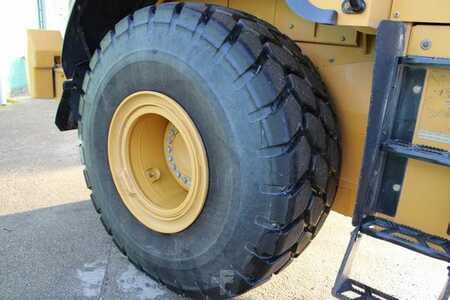 Ładowarki kołowe 2021 Caterpillar 966M - Nr.: 616 (12)