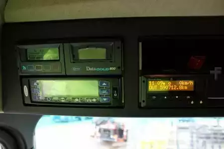 Náklaďák 0 Mercedes-Benz 2545 (14)