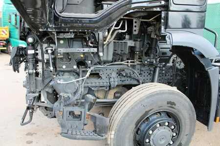 Mercedes-Benz 1853 BL