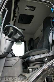 Mercedes-Benz 1853 BL