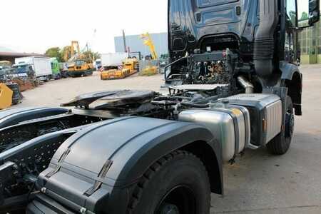 Mercedes-Benz 1853 BL