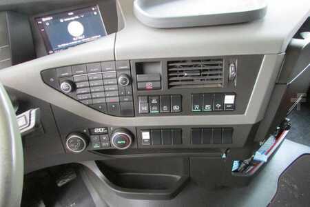 Kuorma-auto 0 Volvo FH 540 (13)