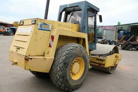 Enkelt tromlekomprimator 1997 BOMAG BW 213 D-2 (4)