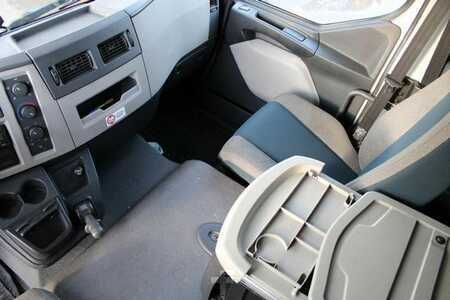 Kamion 0 Volvo FL 210 4x2 BL - Nr.: 234 (11)