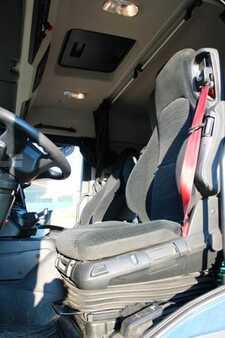 Náklaďák 0 Mercedes-Benz 1832 (8)