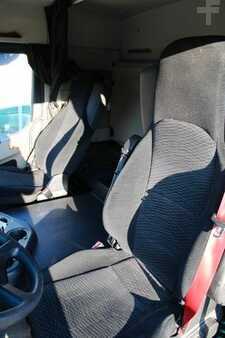 Náklaďák 0 Mercedes-Benz 1832 (9)