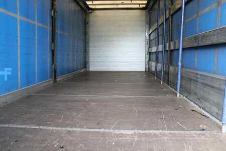 Caminhão 0 Volvo FL 210  BL - Nr.: 195 (7)