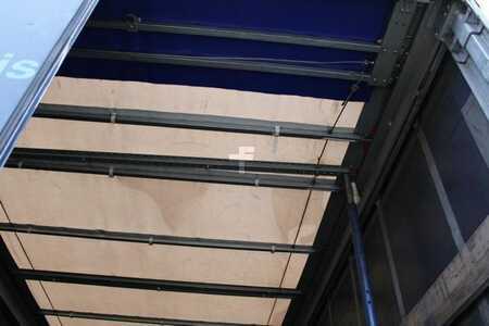 Caminhão 0 Volvo FL 210 (14)