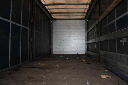 Caminhão 0 Volvo FL 210 (8)