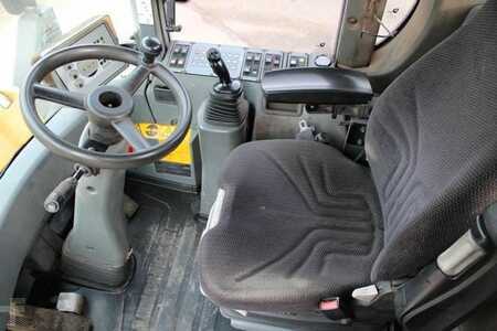 Hjullæsser 2013 Liebherr L524 (9)