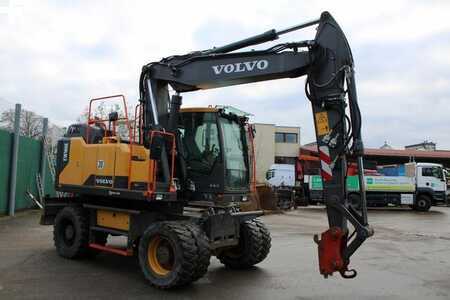 Mobilní bagry 2018 Volvo EW160E (3)