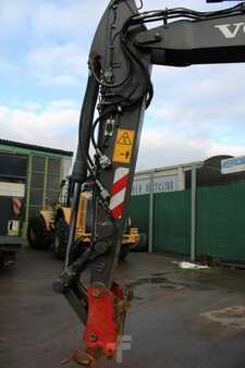 Mobilní bagry 2018 Volvo EW160E (6)