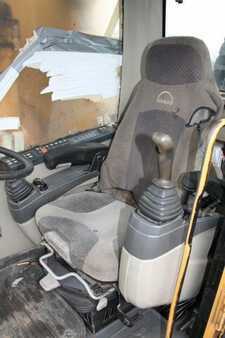 Pelle sur pneus 2006 Caterpillar M 322 C MH  Nr.: 380 (7)