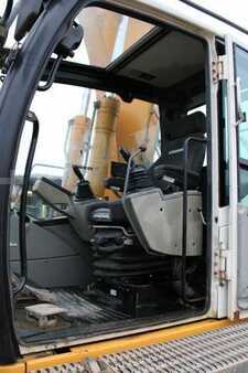 Korečková rýpadla 2011 Liebherr R 926 LC MULTI USER (8)