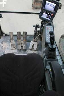 Korečková rýpadla 2015 Liebherr R926 LC (8)