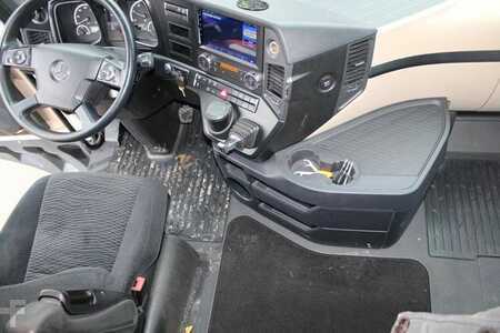 Vrachtwagen 0 Mercedes-Benz 1851 (15)