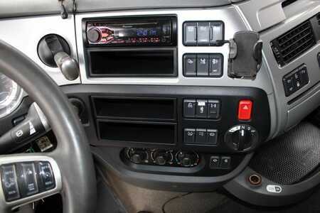 Náklaďák 0 DAF XF 460 (15)