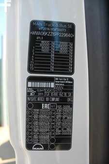 Náklaďák 0 MAN TGX 18.480 (3)