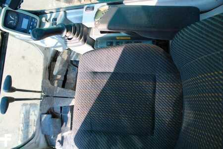 Pelles sur chenilles 2003 Kobelco SK 235 SR NLC (8)