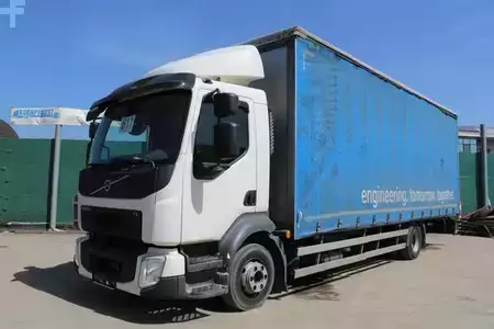 Caminhão 0 Volvo FL 210 (1)