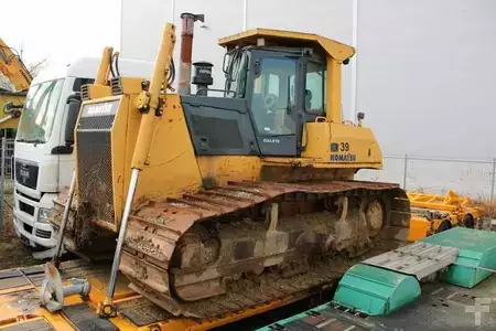 Telaketjupuskutraktorit 2004 Komatsu D 85PX (1)