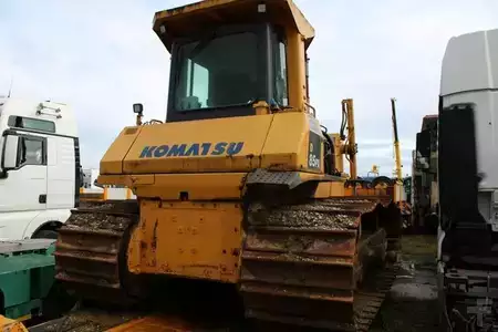 Telaketjupuskutraktorit 2004 Komatsu D 85PX (3)