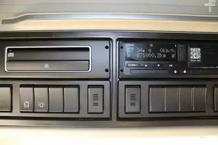 Kuorma-auto 0 Volvo FH 420 (14)