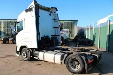 Kuorma-auto 0 Volvo FH 420 (6)