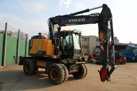 Koparki kołowe 2019 Volvo EWR170E (3)