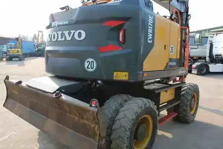 Koparki kołowe 2019 Volvo EWR170E (4)