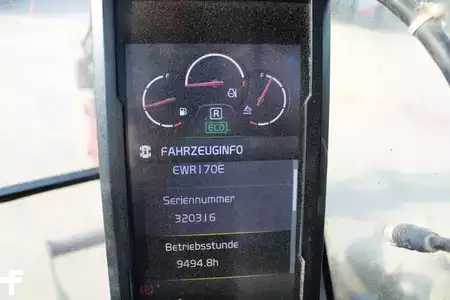Koparki kołowe 2019 Volvo EWR170E (8)