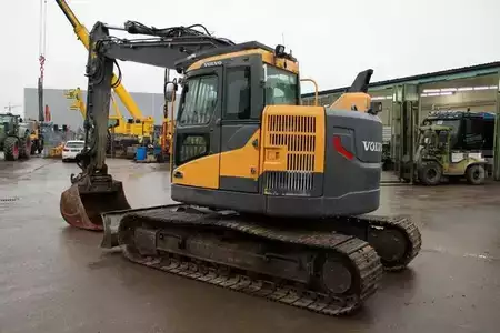 Bæltegraver 2014 Volvo ECR145DL (4)