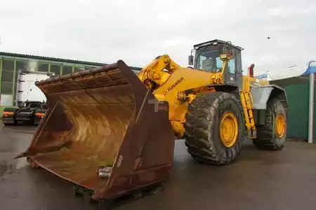 Ładowarki kołowe 1999 Furukawa 375 - Nr.: 527 (1)